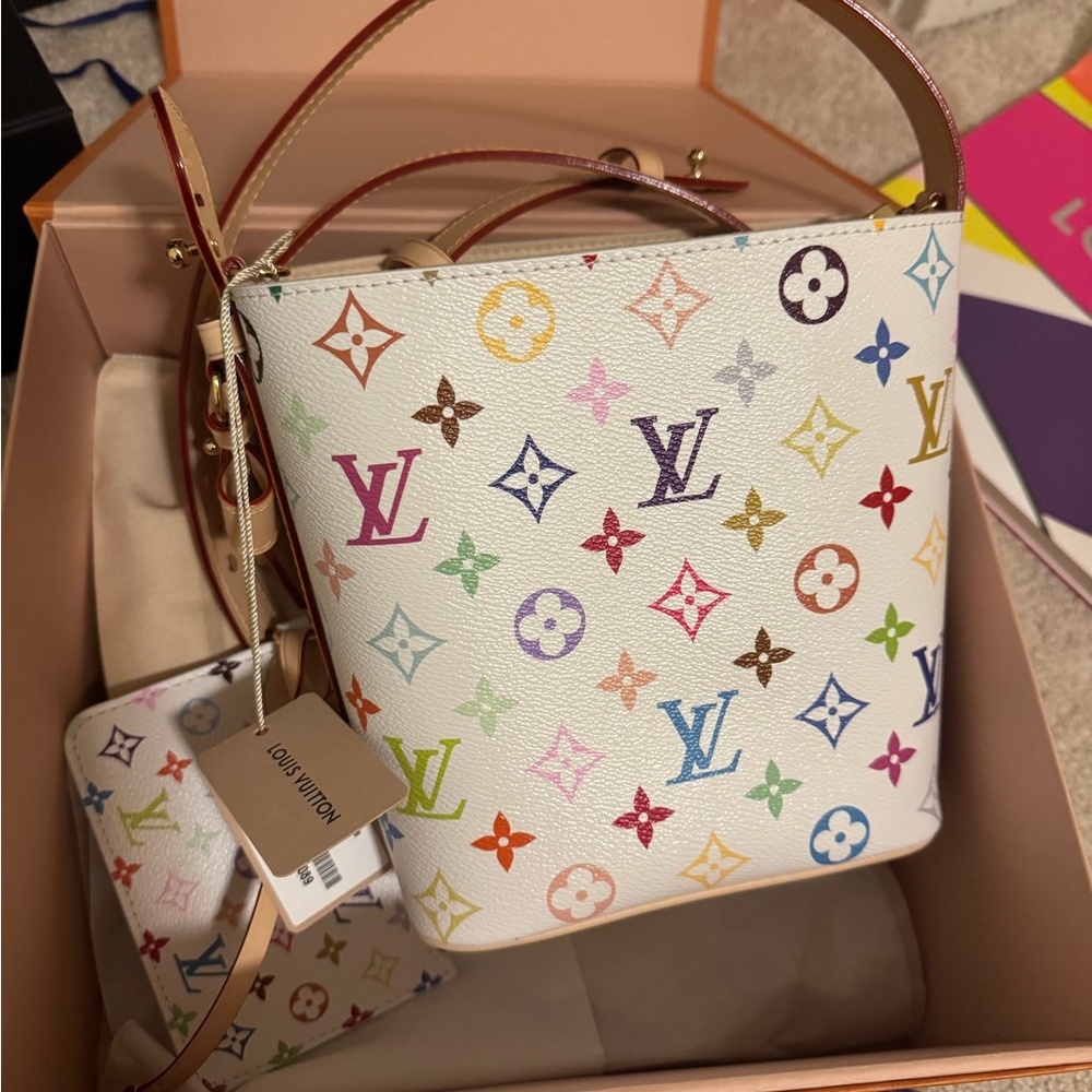 ❌SOLD ❌ Louis Vuitton White Multicolor Shoulder Bag